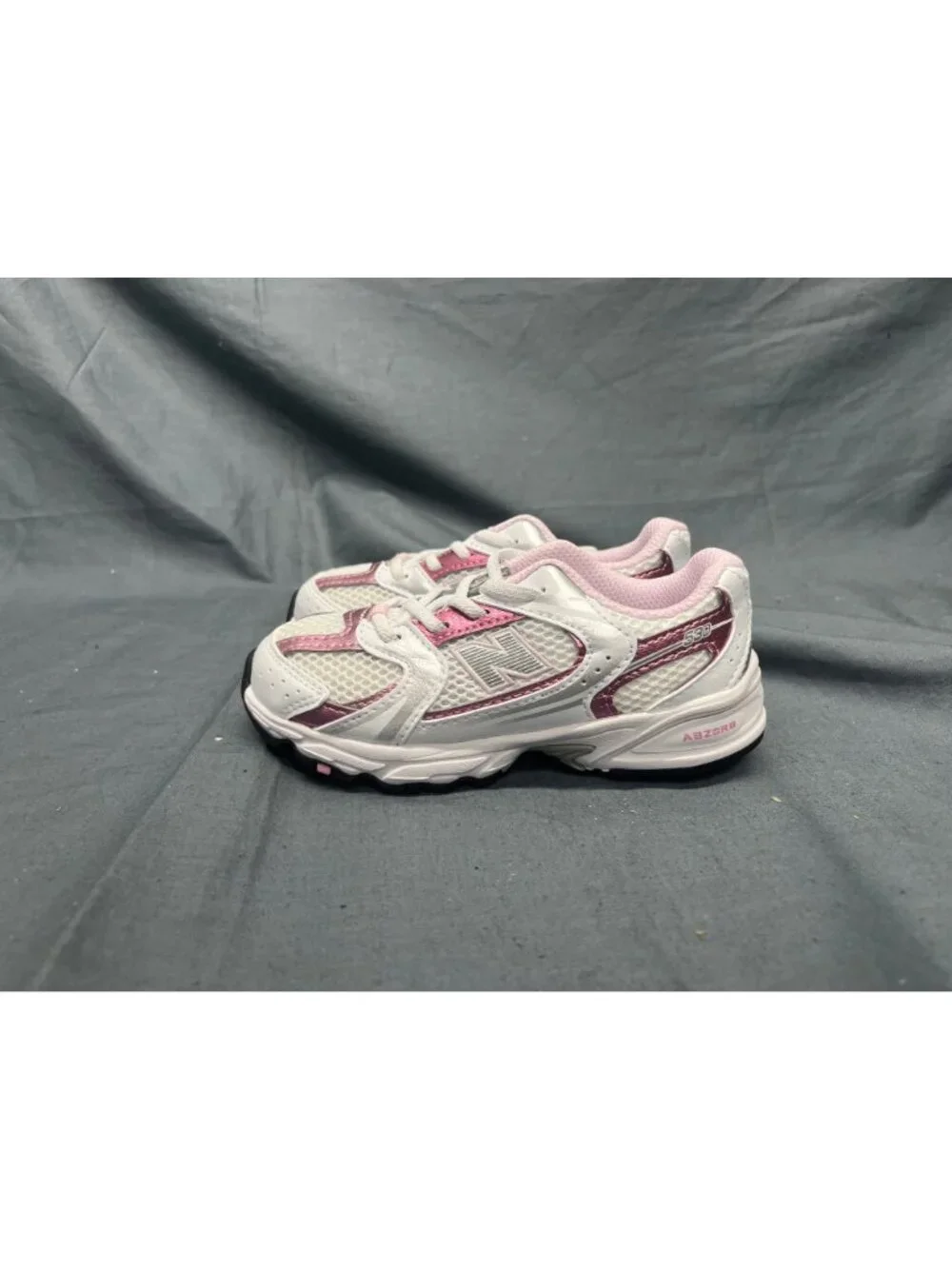 New Balance Toddlers 530 Sneakers Lace Up IZ530RK White Pink Size 8 NEW IN BOX!
